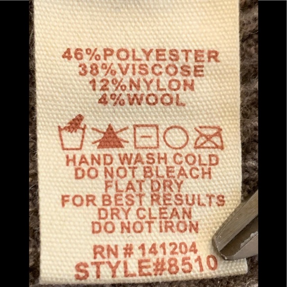 NWT Hem & Thread Brown/Tan Turtleneck Sweater sz S - Picture 6 of 6